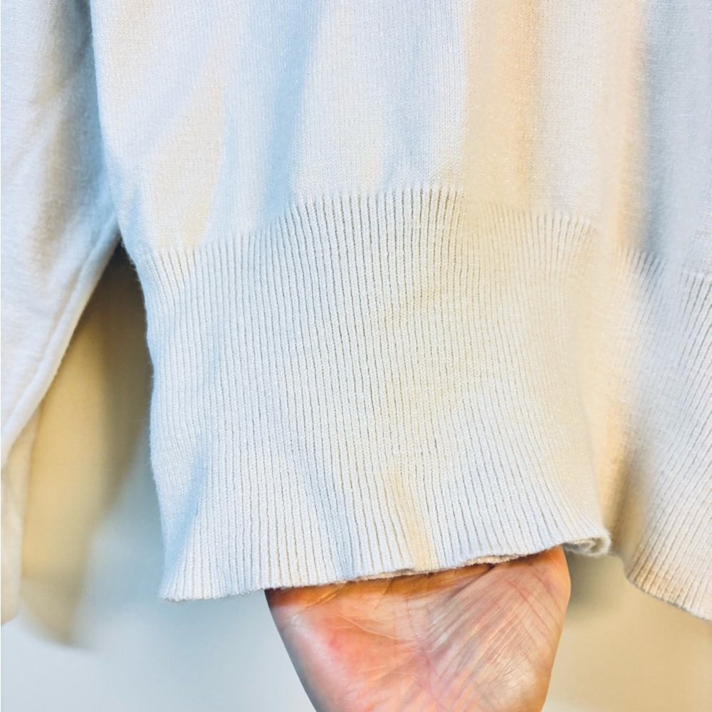 Joe Fresh Button Collar Cream Sweater Size Small - Picture 5 of 7